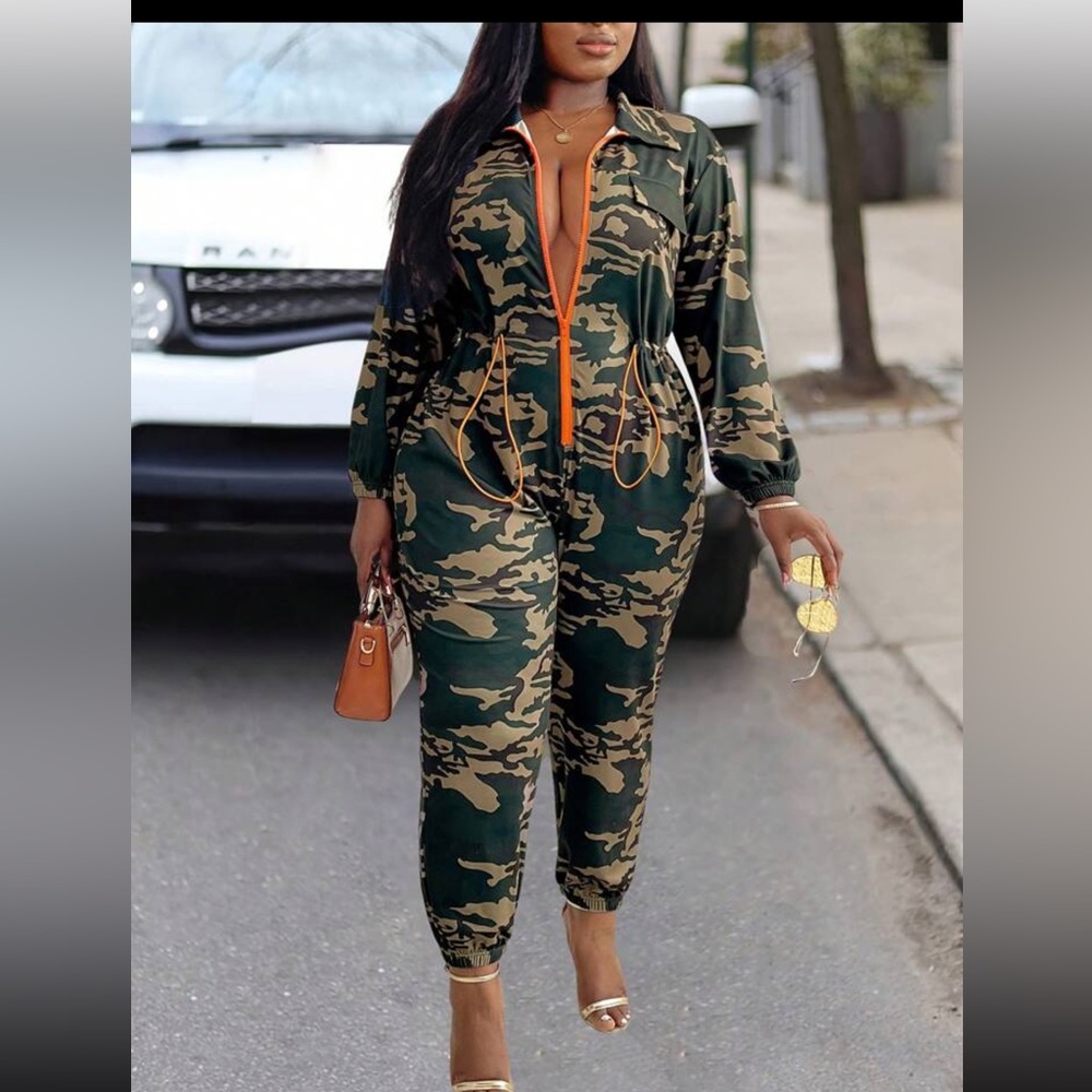 LAST PRICE SHEIN CURVE brown camouflage zipper jogger longsleeve jumpsuit 2xl